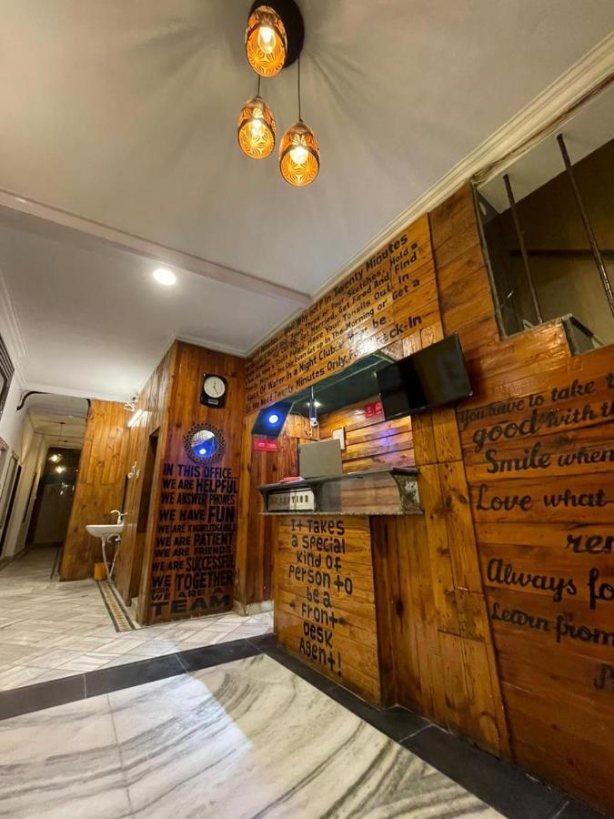 Travel Monkey Hostel Agra  Exterior photo