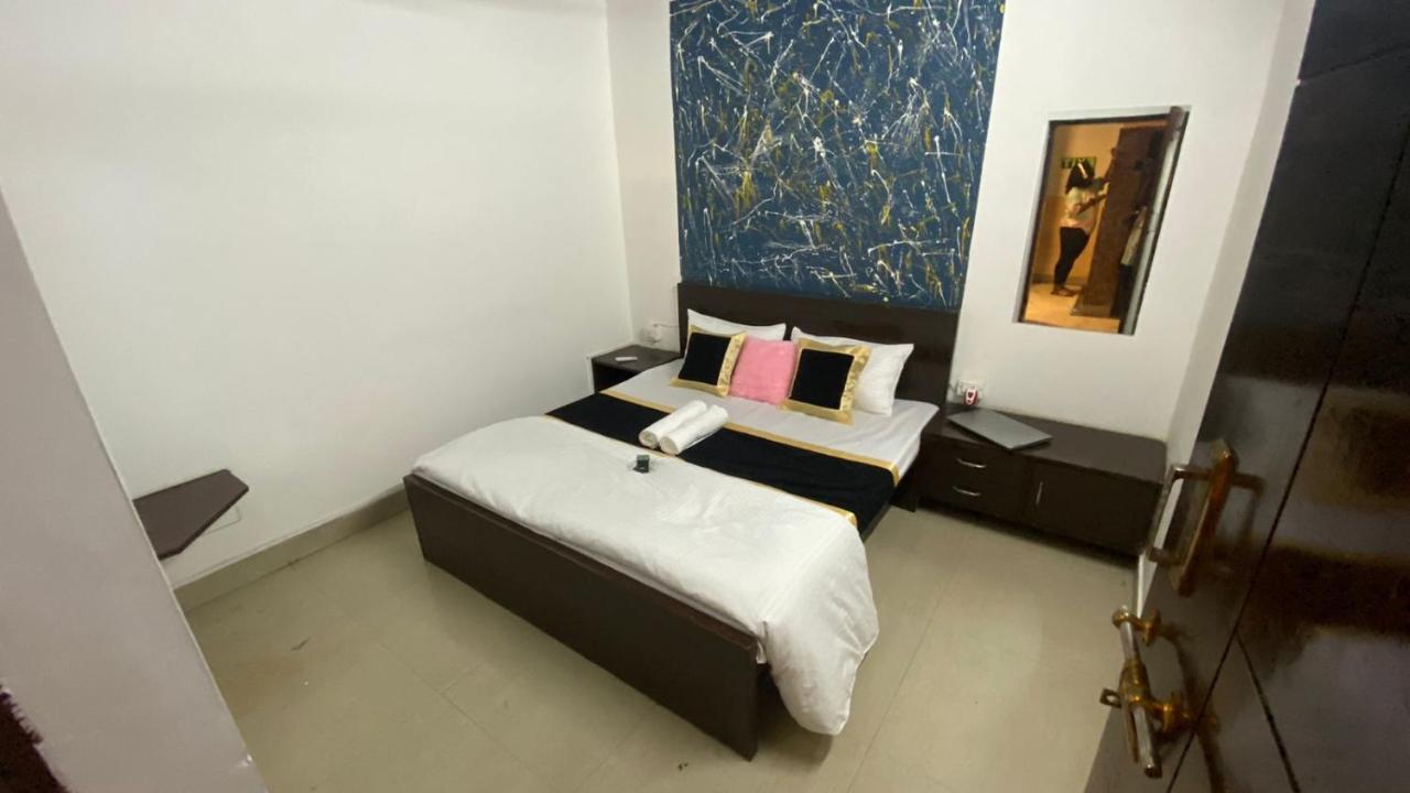 Travel Monkey Hostel Agra  Exterior photo